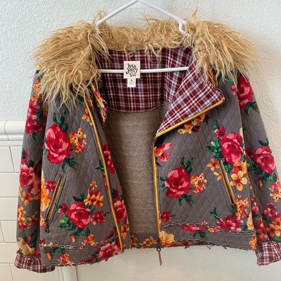 ivy jane Jackets & Blazers - Ivy Jane Jacket